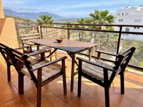Calanova Seagolf, 2-bed, 2-bath apartment in beach/golf area, Mijas